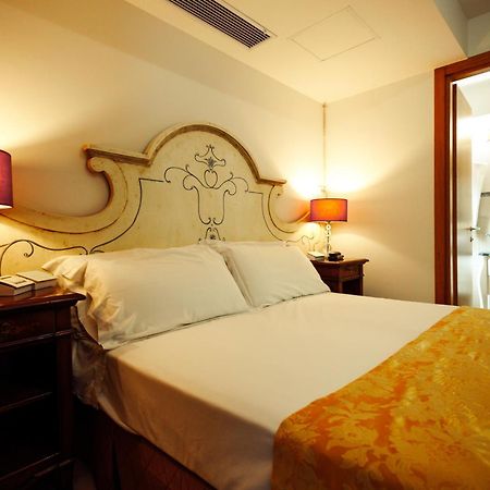 Vico Regio Hotel Casarano Eksteriør billede